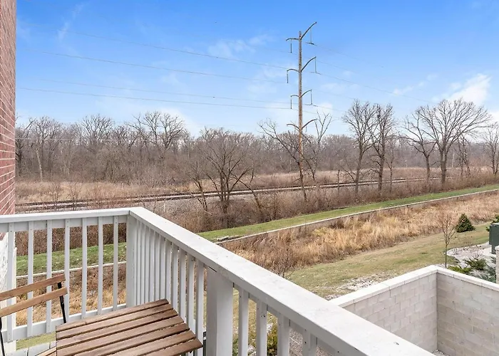 Apartment Landing Modern 2bd Clubhouse Gym Chicago