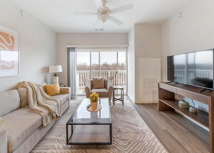 Landing Modern 2bd Clubhouse Gym *