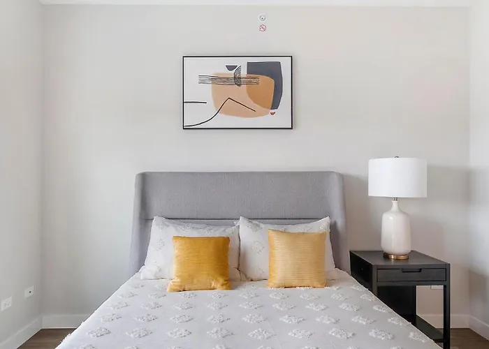 Landing Modern 2bd Clubhouse Gym