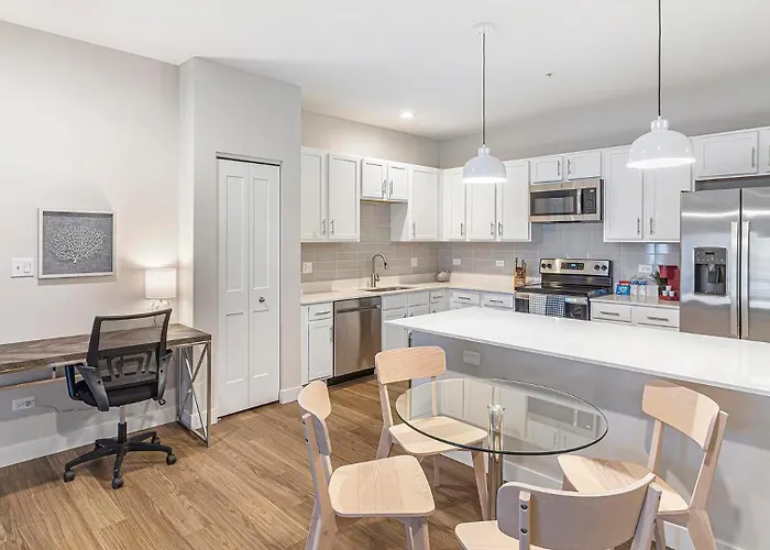 Landing Modern 2bd Clubhouse Gym *